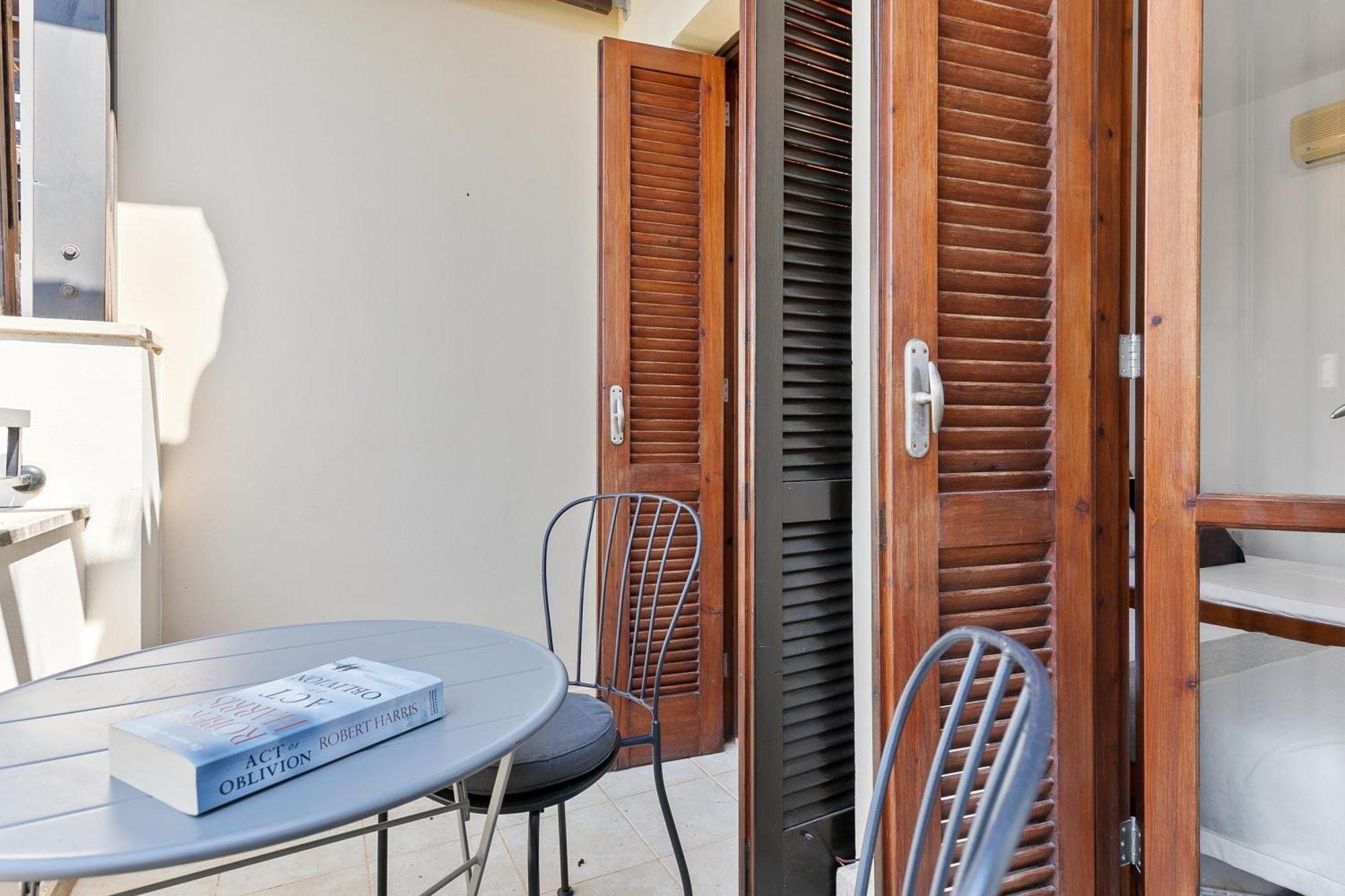 2 Bedroom Apartment Chloe With Communal Pool, Aphrodite Hills Resort 코우클리아 외부 사진