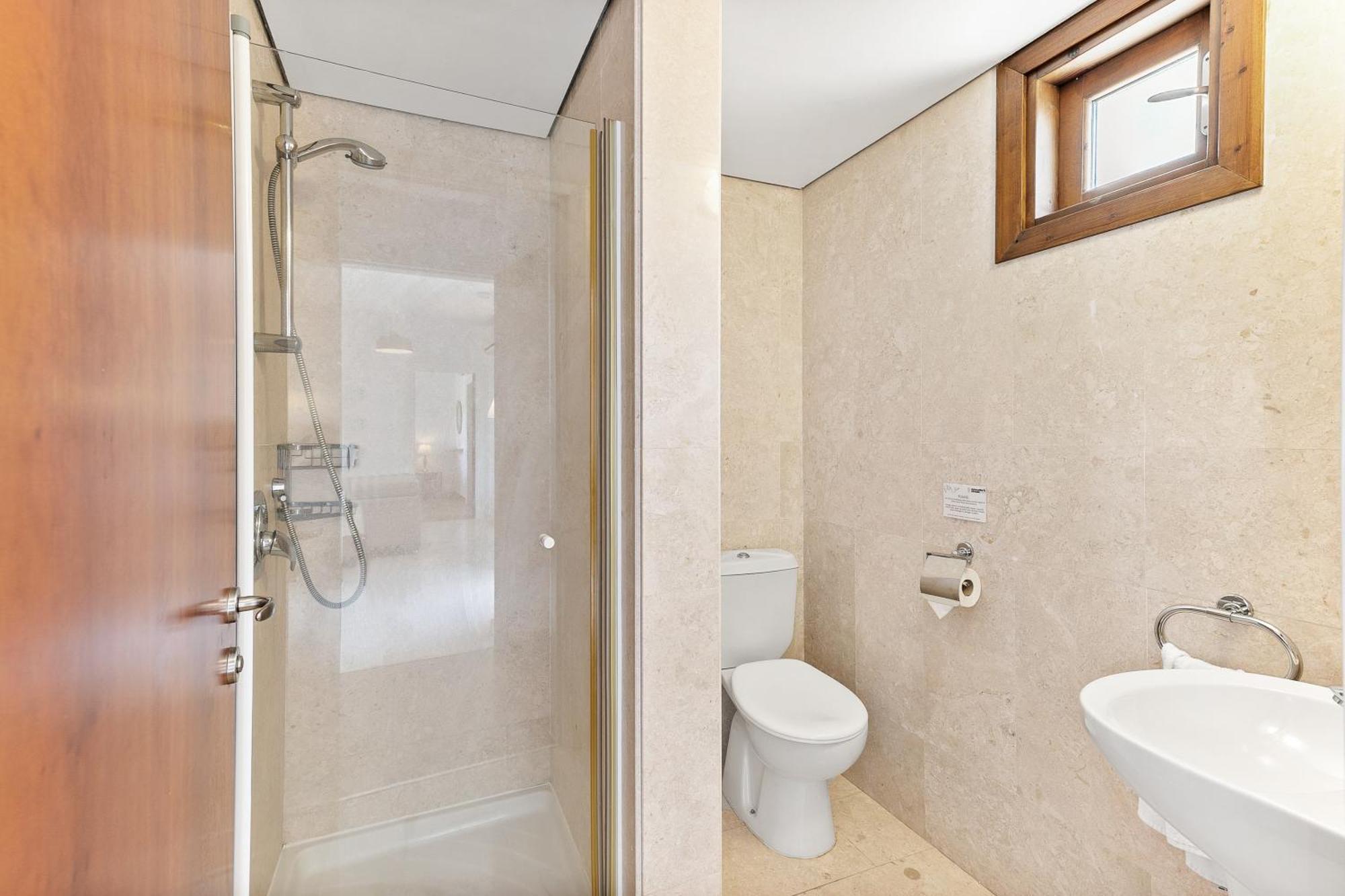 2 Bedroom Apartment Chloe With Communal Pool, Aphrodite Hills Resort 코우클리아 외부 사진